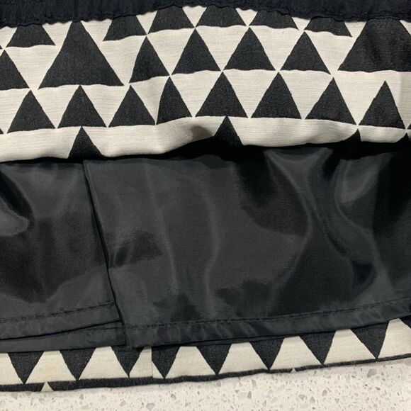 J. Crew Size 2 Skirt Geometric Triangle Jacquard Printed Short Pencil Women's - Picture 6 of 10